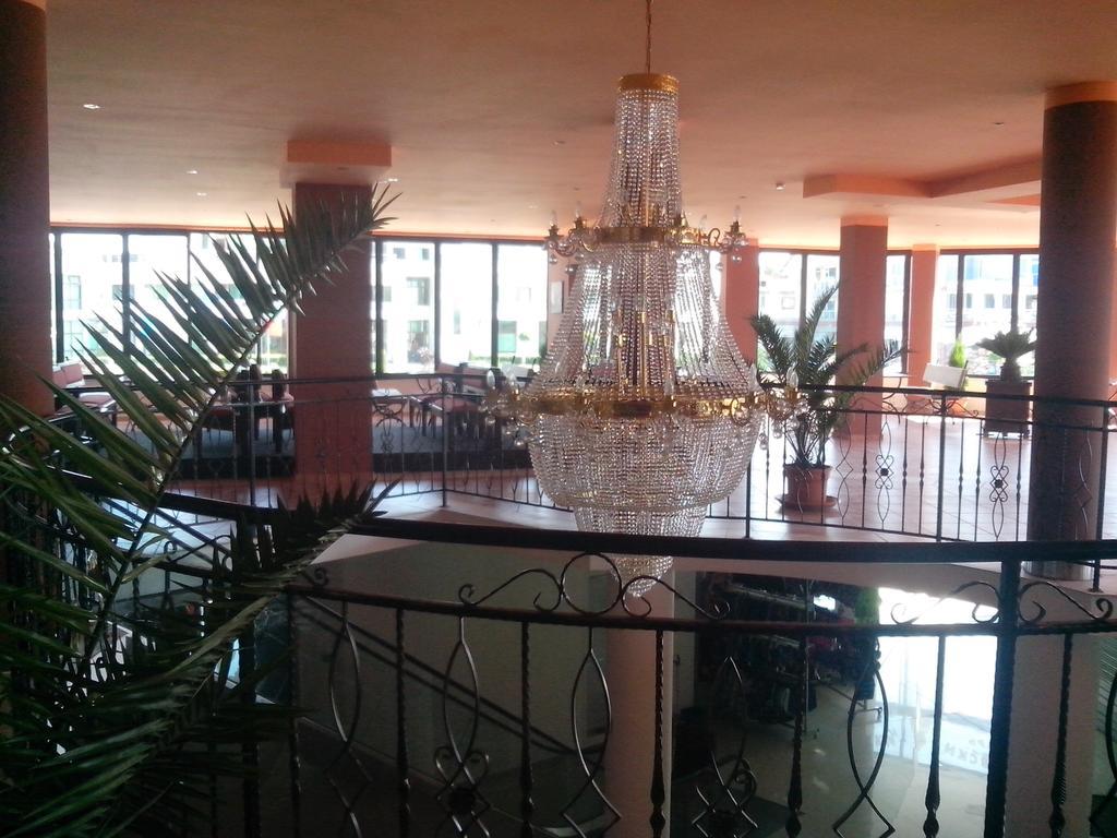 La Piazza Primorsko Rooms & Apartments Eksteriør billede