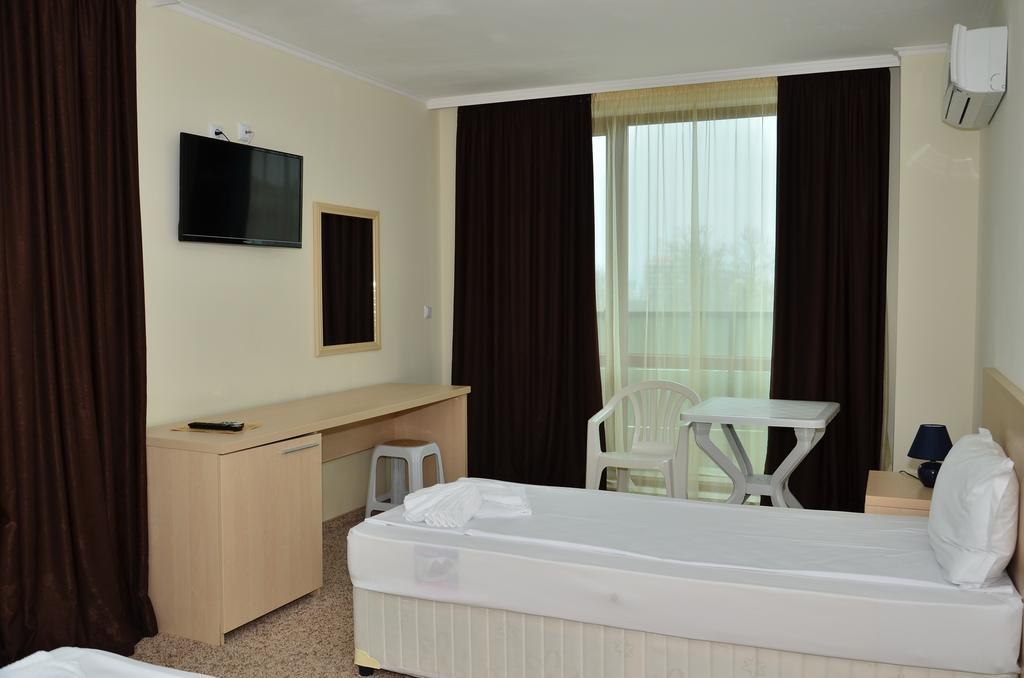 La Piazza Primorsko Rooms & Apartments Værelse billede